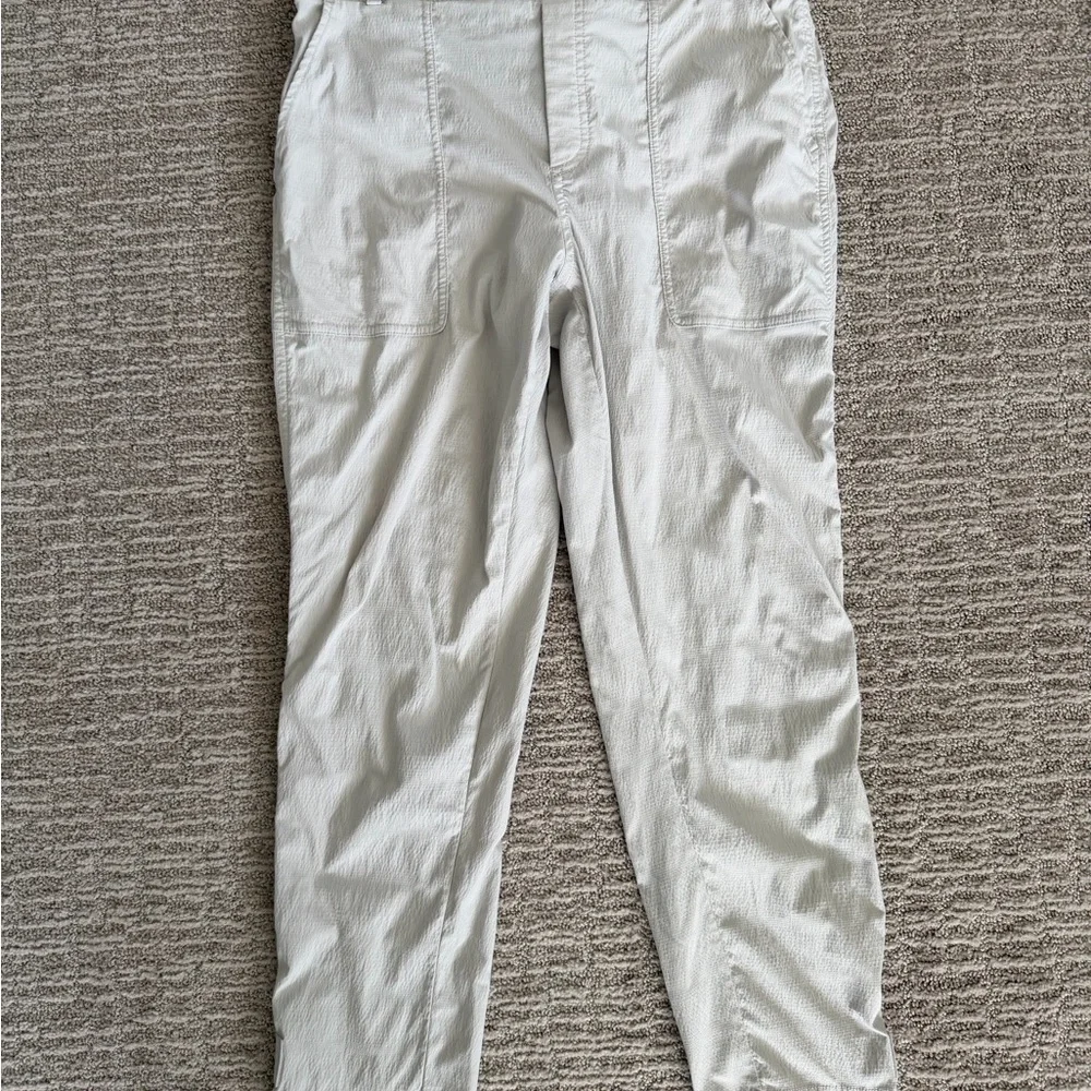 Athleta Trekkie Pant Size 10 - Picture 3 of 5